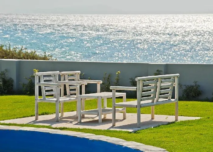 شقة Blue Myth Kastrákion